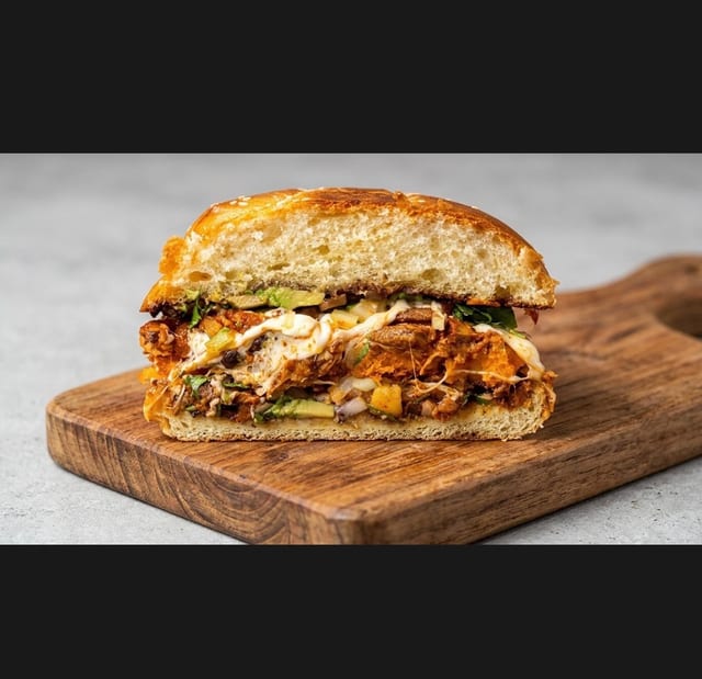 Cemitas - Birria.